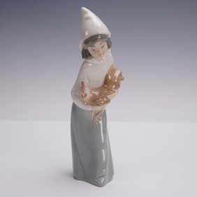 Lladro Porcelain Figurine 4677 Girl with Rooster