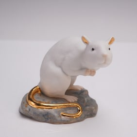 Lladro Porcelain Figurine, The Rat Mini 01009123