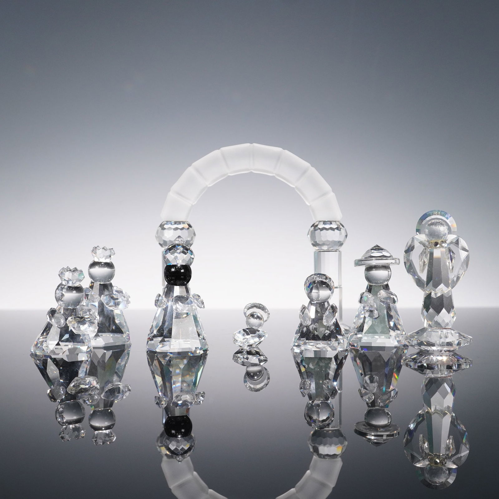 8pc Swarovski Crystal Nativity Scene Figurines (1 of 7)