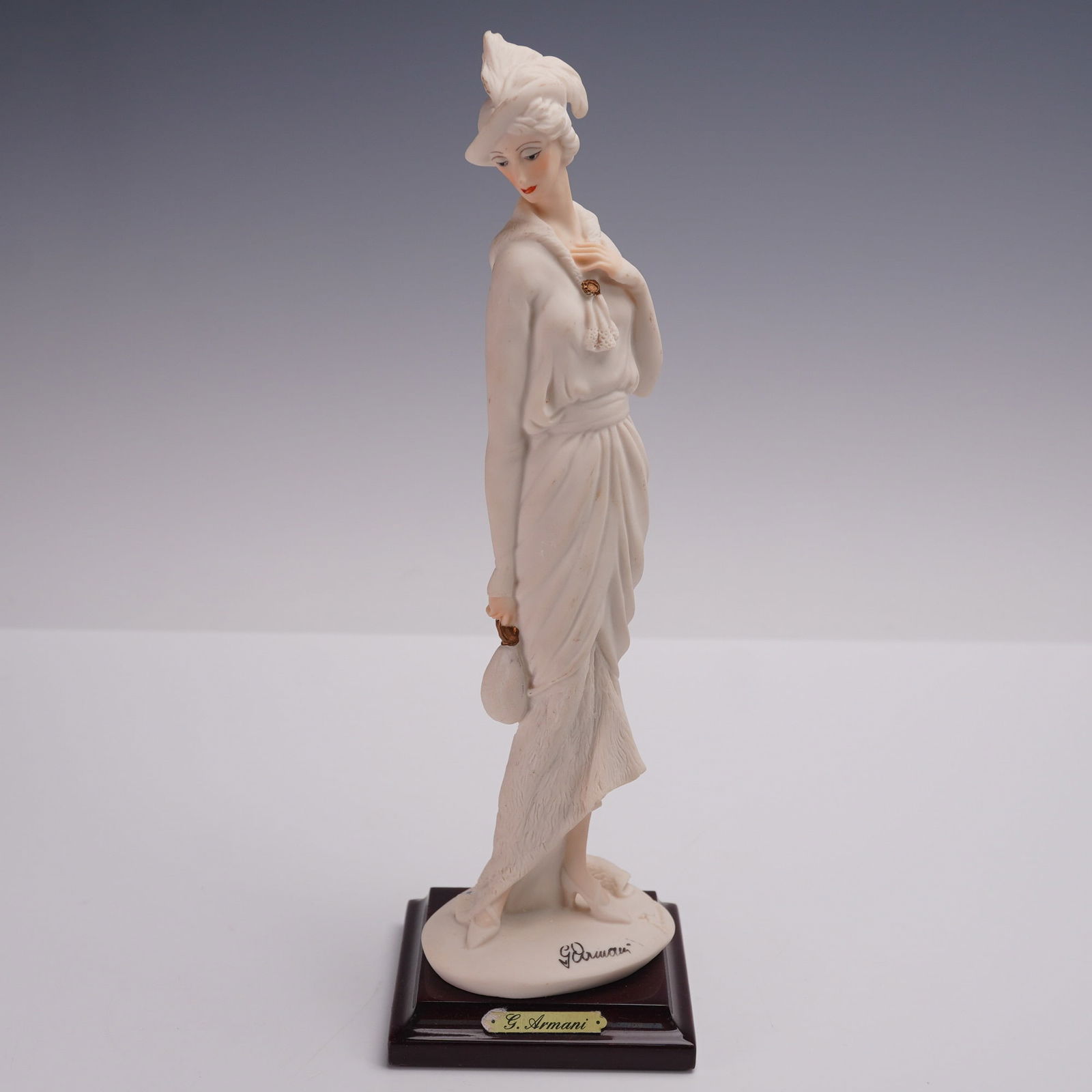 Giuseppe Armani Porcelain Sculpture - Lady with Feathered Hat (1 of 7)