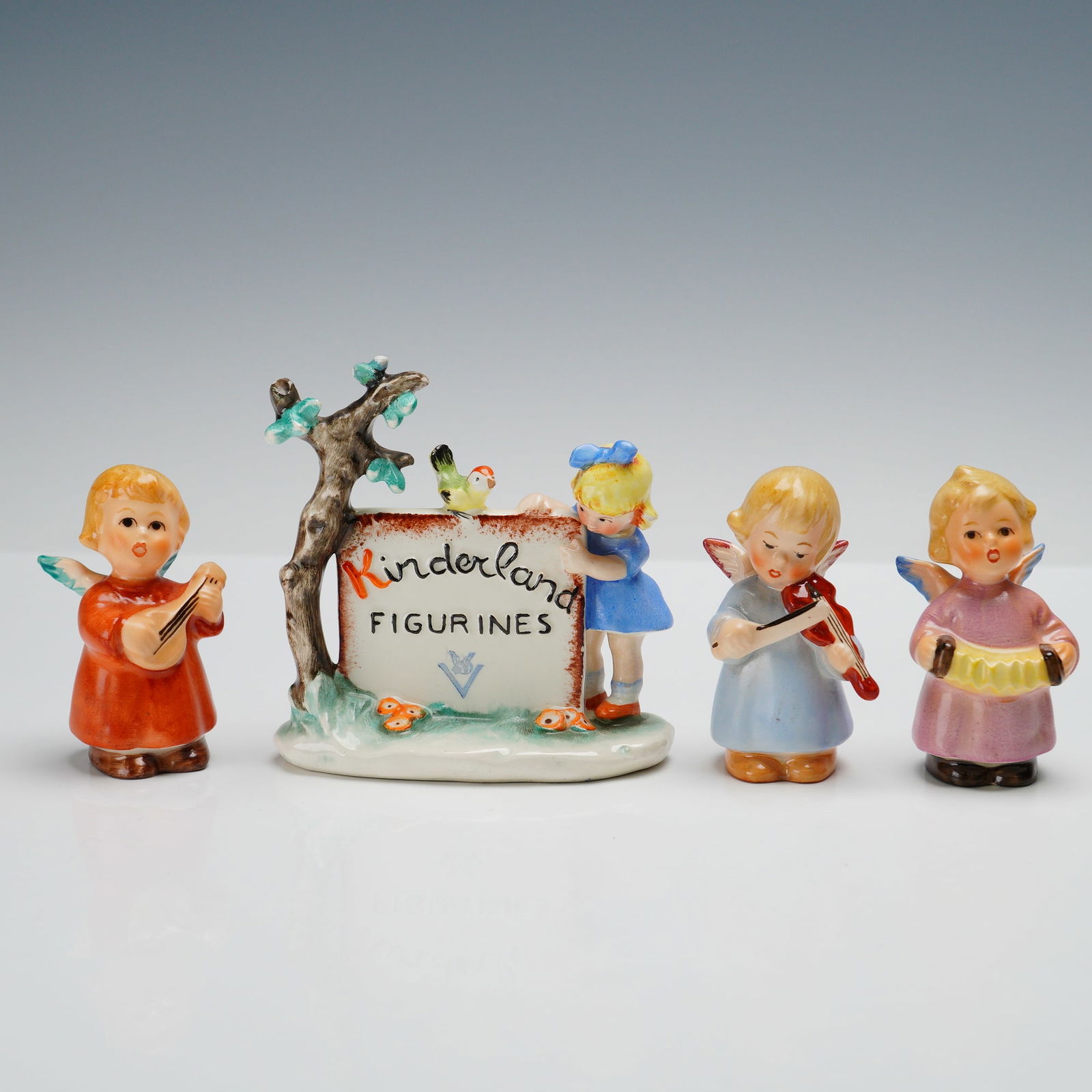 4pc Goebel Hummel Figurines and Plaque (1 of 3)