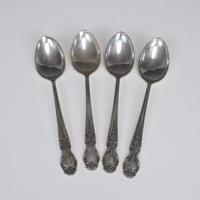 4pc International Sterling Silver Brocade Pattern Teaspoons