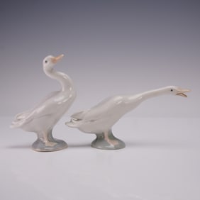 2pc Lladro Porcelain Little Duck Figurines