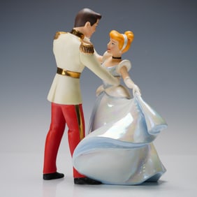 Walt Disney Classics Figurine, Cinderella and Prince Charming So This Is Lo