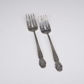 2pc International Sterling Silver Brocade Pattern Individual Salad Forks