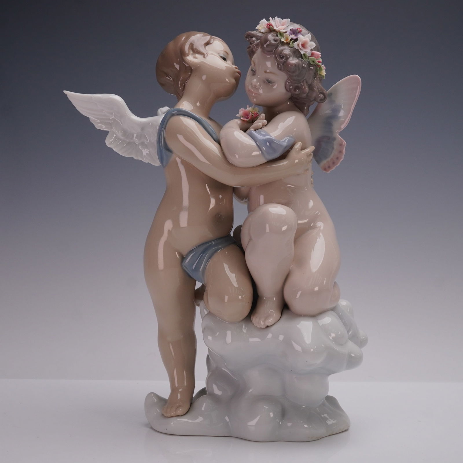 Lladro Porcelain Figurine, Heaven and Earth 1001824 (1 of 3)