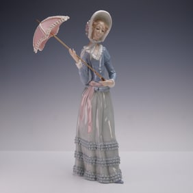 Lladro Porcelain Figurine, Aranjuez Little Lady 1004879