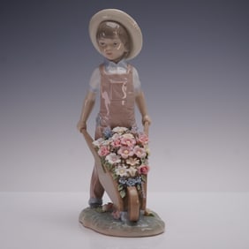 Lladro Porcelain Figurine, Little Gardener 1001283