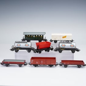 8pc Vintage Marklin HO Scale Model Trains, Freight and Passenger Cars