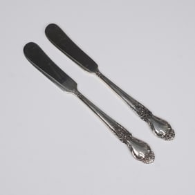 2pc International Sterling Silver Flat Handle Butter Spreaders, Brocade