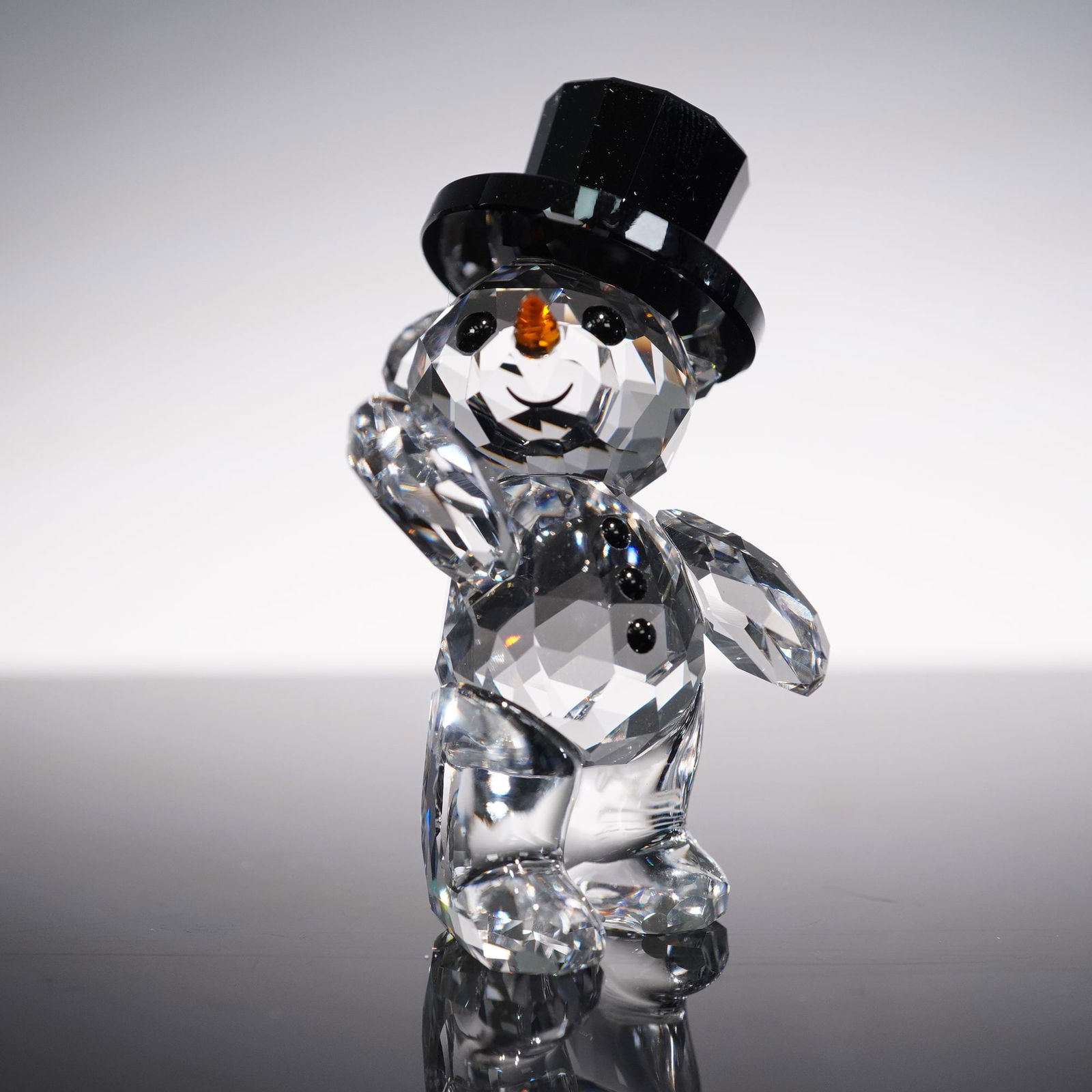Swarovski Crystal Figurine, Kris Bear 2015 Annual Edition Snowman (1 of 5)