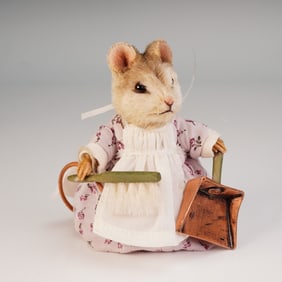 R John Wright for Beatrix Potter, Hunca Munca with Box & COA