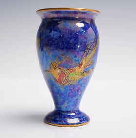 Wedgwood Fairyland Lustre Small Vase, Flying Humming Birds Z5294