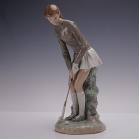 Lladro Porcelain Figurine, Lady Golfer 01004851