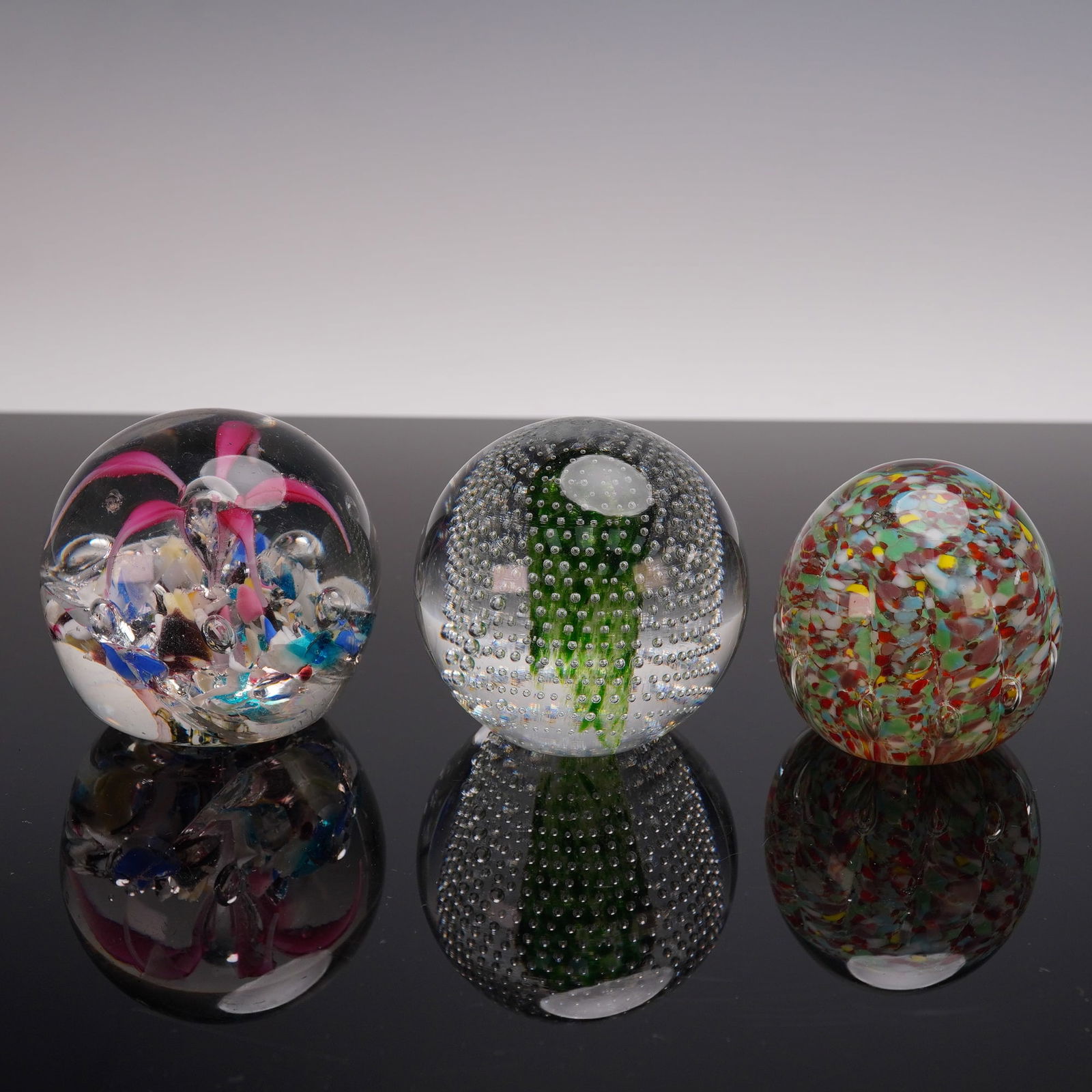 3pc Controlled Bubble Glass Paperweights (1 of 4)
