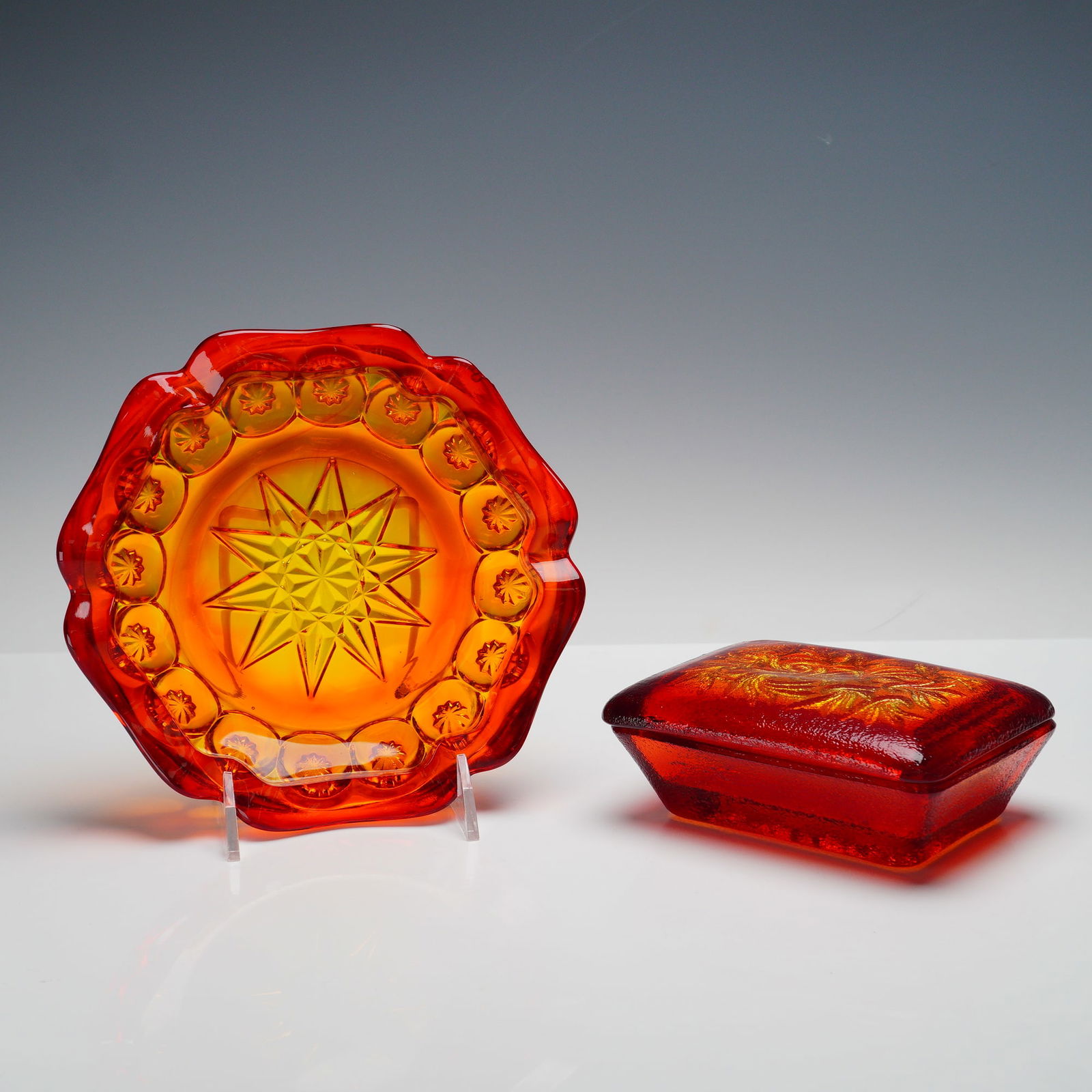 2pc Amberina Glass Candy Dish and Lidded Vanity Box (1 of 4)