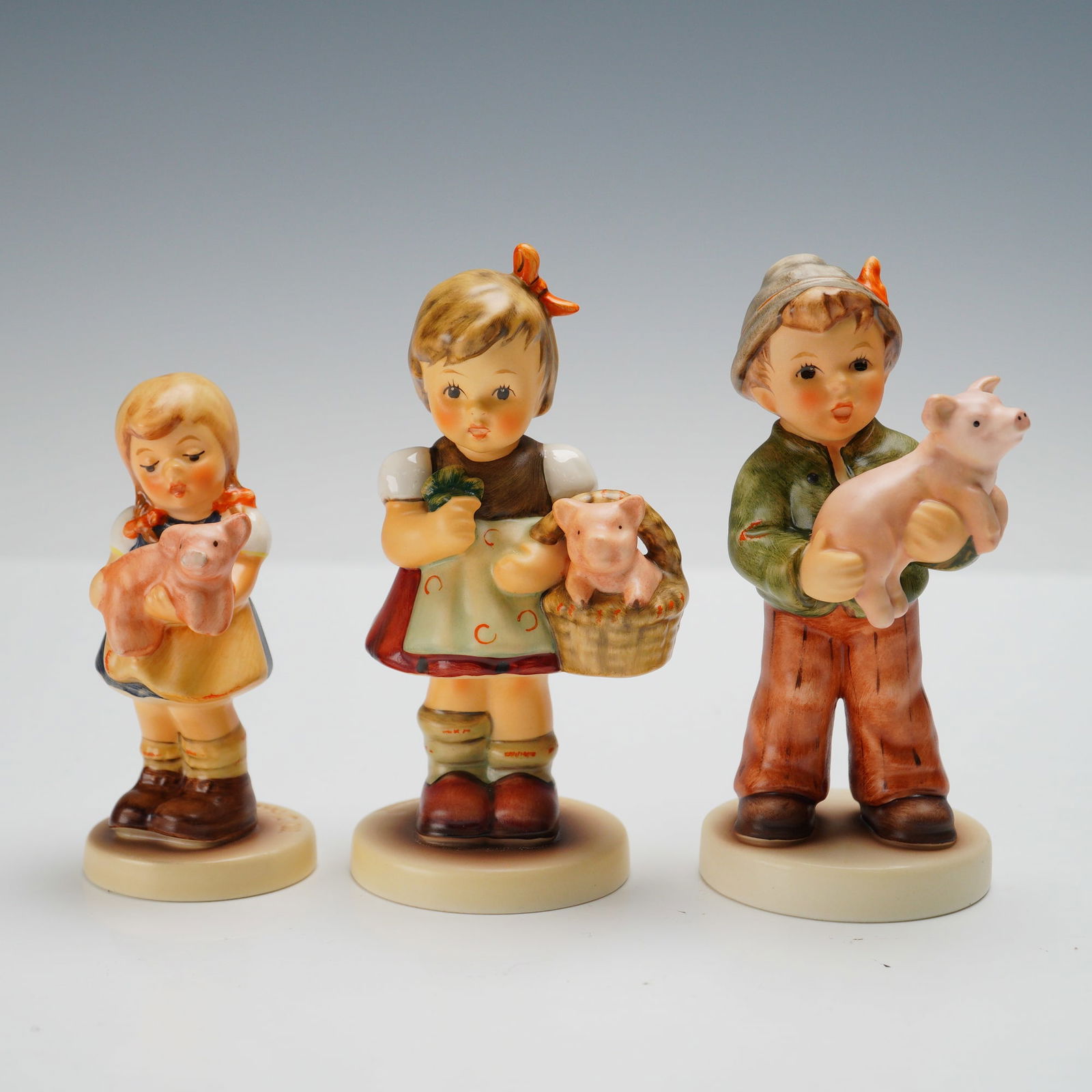 3pc Goebel Hummel Figurines, Prized Pigs (1 of 3)