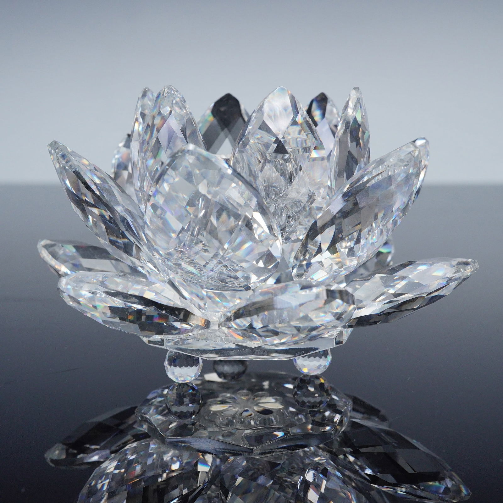 Swarovski Silver Crystal Candle Holder, Water Lily (1 of 6)