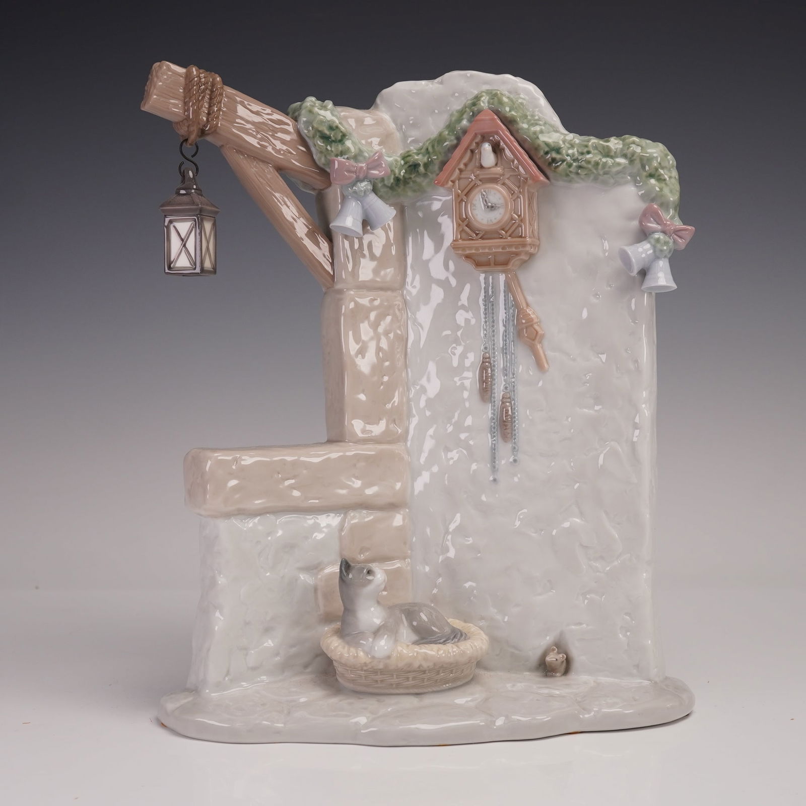 Lladro Porcelain Figurine, It's Almost Time 1006895 (1 of 3)