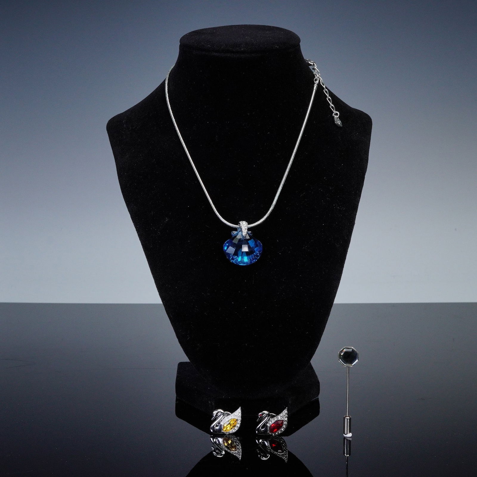 4pc Swarovski Crystal Eternity Shell Necklace and SCS Pins (1 of 7)