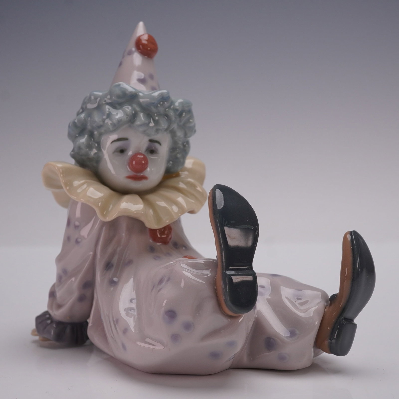 Lladro Porcelain Figurine, Tired Friend 1005812 (1 of 4)