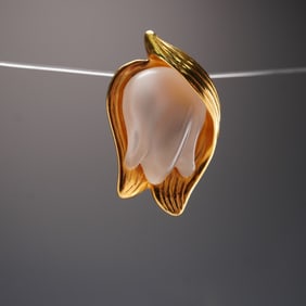 Lalique Crystal Flower Pendant