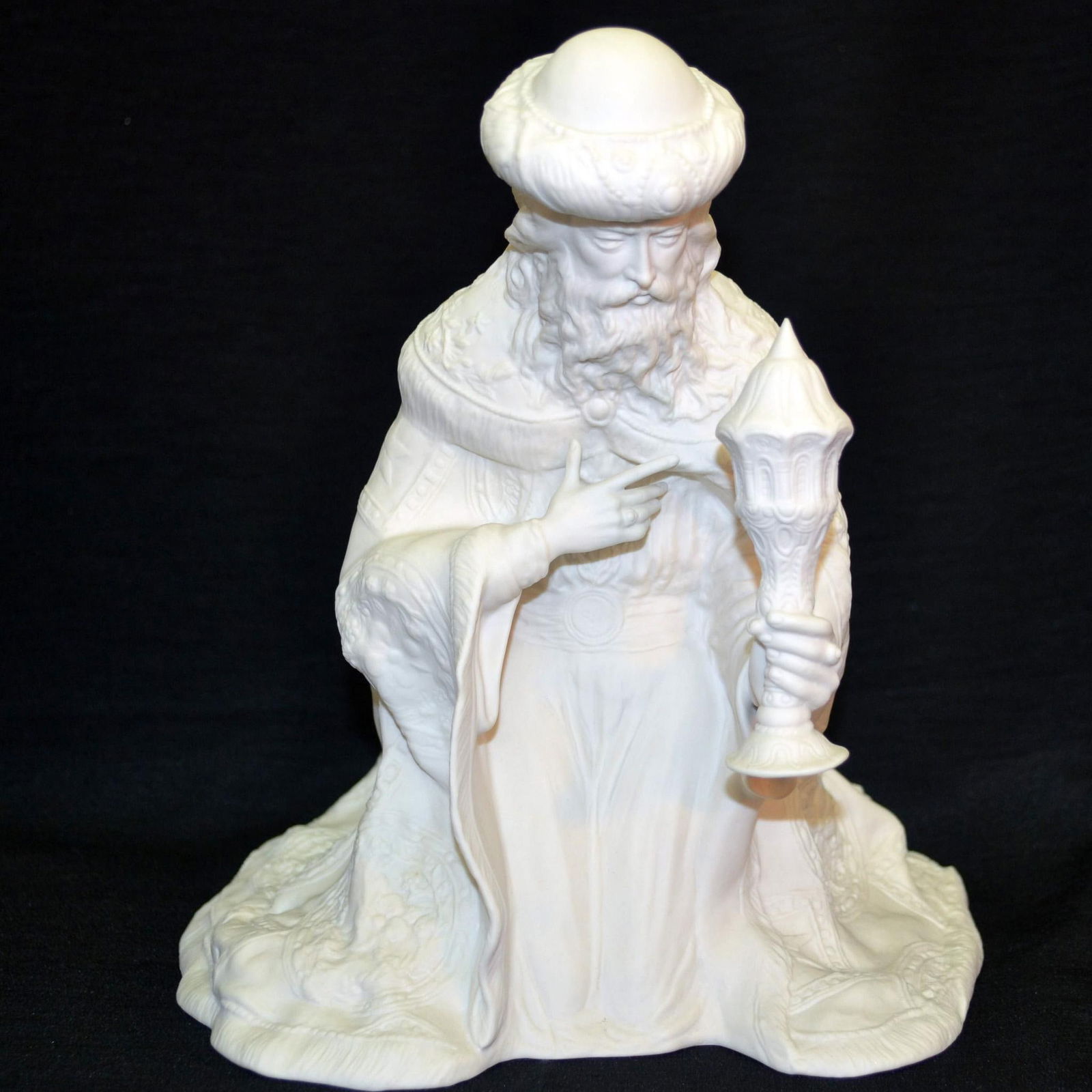 Boehm Porcelain King Gaspar, The Spirit of Bethlehem Nativity: Bisque Porcelain White, hand created, hand crafted by the Artists of the Boehm Studio in the USA. Featuring King Gaspar from the Nativity Set, The Spirit of Bethlehem in Bisque White. Fine detail, ver