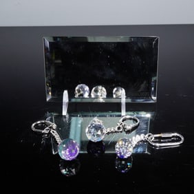 4pc Swarovski Crystal SCS Keychains and Mirror Base