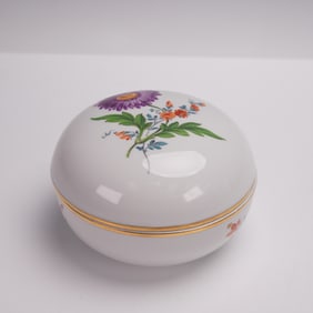 Meissen Porcelain Round Covered Floral Box