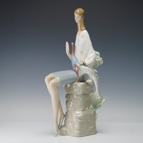 Lladro Porcelain Sculpture Girl with Pheasant 1055 w/ Original Box