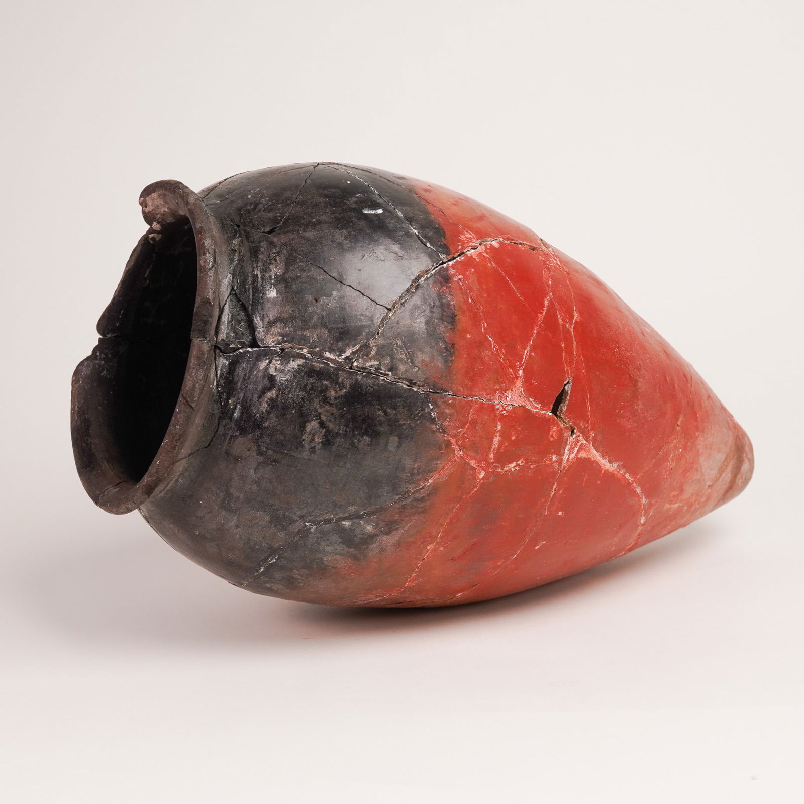 Ancient Egyptian Predynastic Naqada II Black-Topped Pottery Vessel (1 of 8)