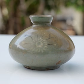 1752 Nanking Cargo Shipwreck Chinese Celadon Ware Ceramic Oil Bottle