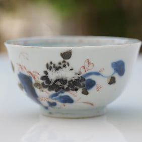 1752 Nanking Cargo Shipwreck Chinese Imari Cup, Chrysanthemum Rock