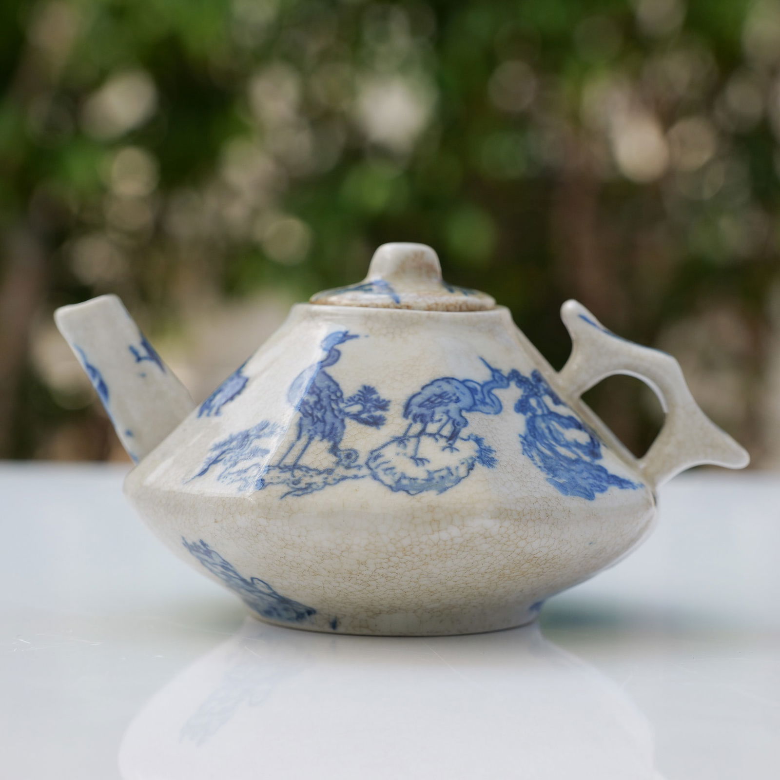Chinese Qianlong Period Porcelain Tea Pot (1 of 9)