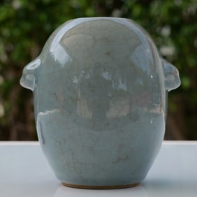 Chinese Ware Ceramic Double-Handle Vase