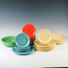 25pc Vintage Fiesta Dinnerware Collection, Multi-Color