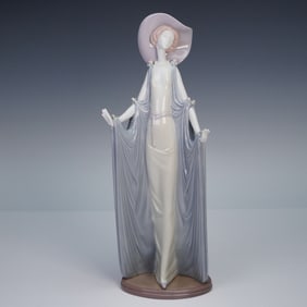 Lladro Porcelain Figurine, Afternoon Tea 1001428 with Original Box