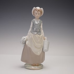 Lladro Porcelain Figurine, Milk Maid 01004939