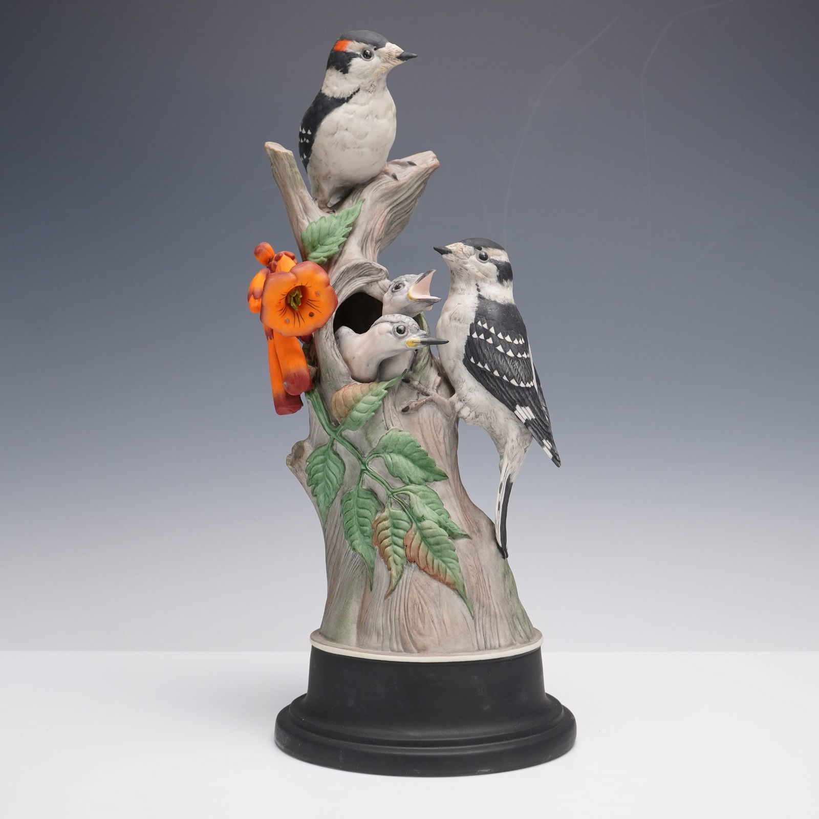 Boehm Porcelain Figurine, Downy Woodpeckers 427 (1 of 5)