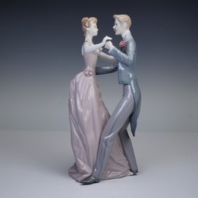 Lladro Porcelain Figurine, Anniversary Waltz 1001372
