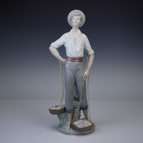 Lladro Porcelain Figurine, Fisherman 01004802