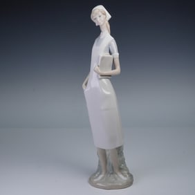 Lladro Porcelain Figurine, Nurse 1004603