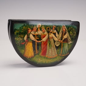 Russian Hand-Painted Khorovod Lacquer Box