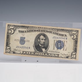 2pc 1934 & 1953 $5 Silver Certificate Lincoln Blue and Red Seal Banknotes