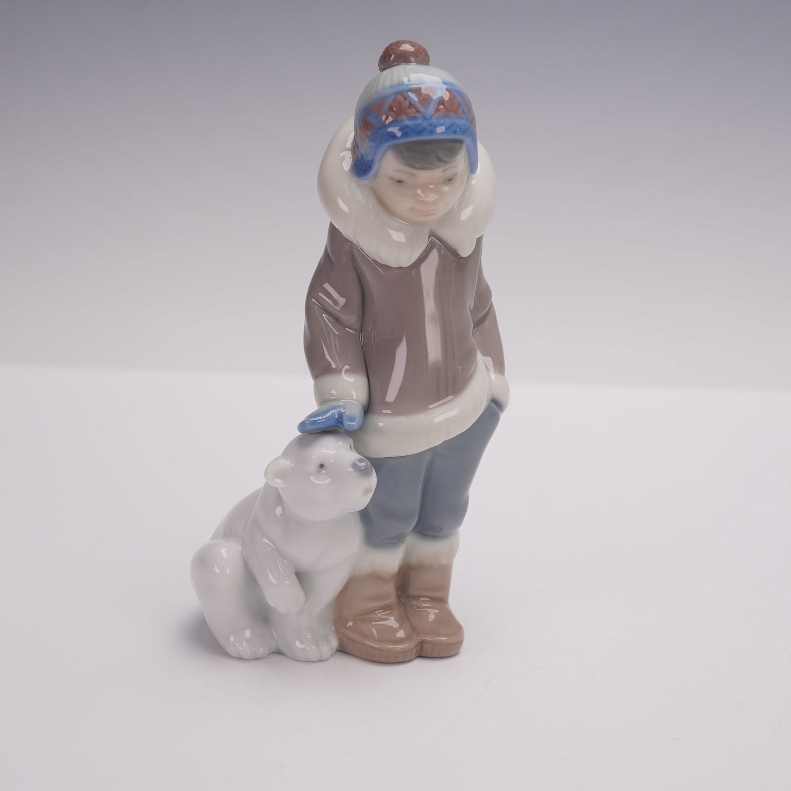 Lladro Figurine, Eskimo Boy With Pet 01005238 (1 of 4)