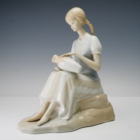 Porceval Spain Porcelain Figurine, Girl with Vase