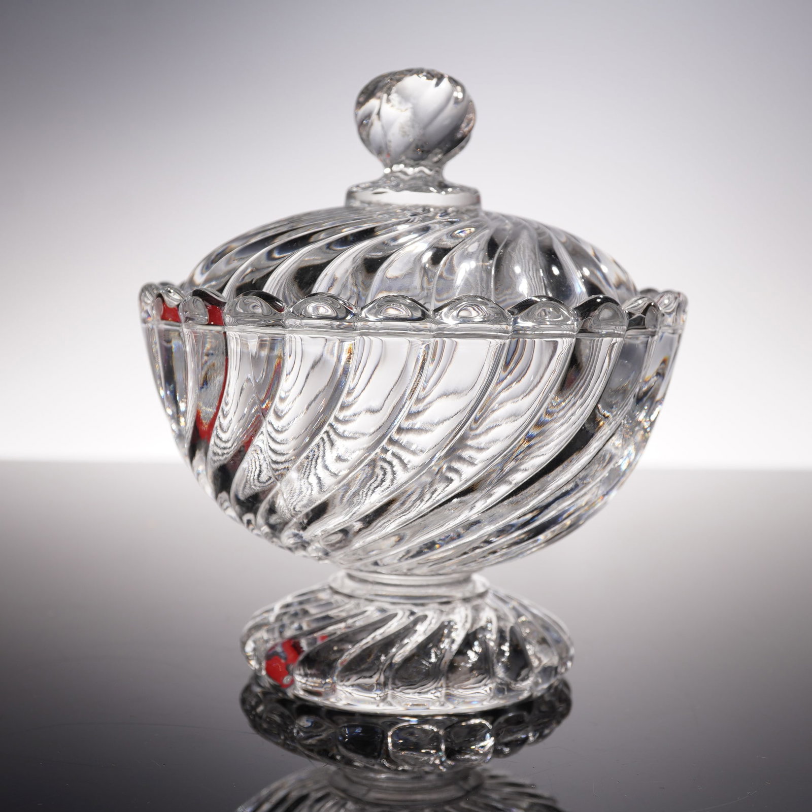 Baccarat Crystal Covered Candy Dish, Bambous (1 of 6)