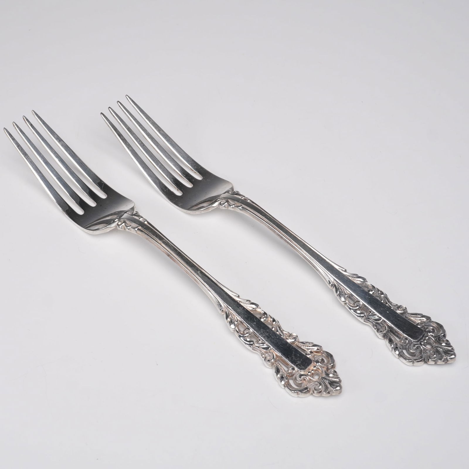 2pc Gorham Sterling Silver Dinner Forks, Medici (1 of 5)