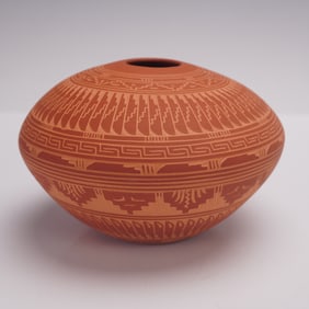 David Willie Navajo Pottery Vase, Signed