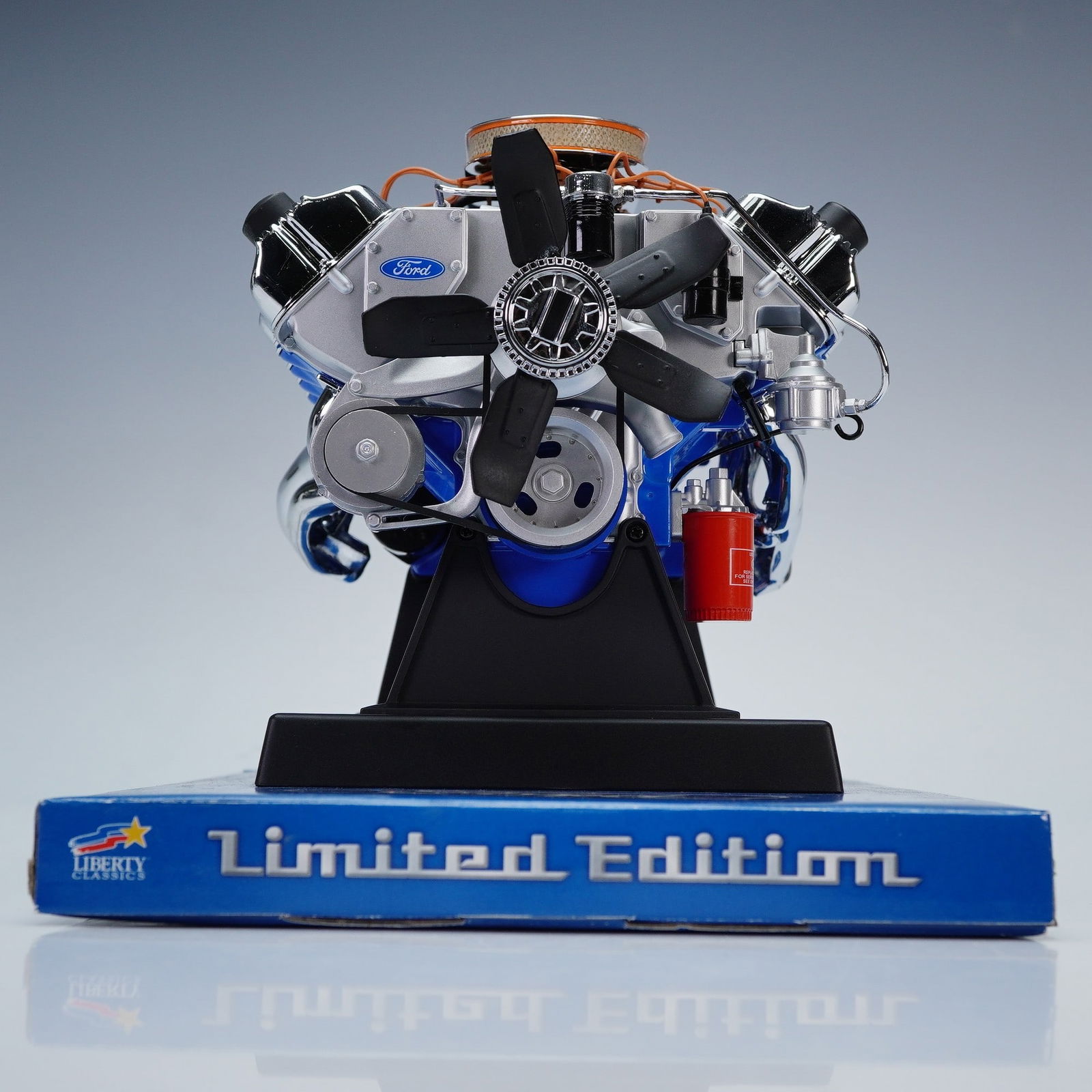 Liberty Classics  Die Cast Ford 427 SOHC Engine Replica (1 of 6)